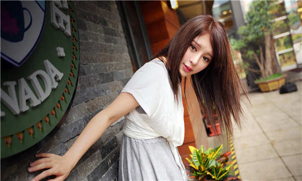 阳春想找一个女性生孩子给报酬-｛找个女人生孩子多少钱｝